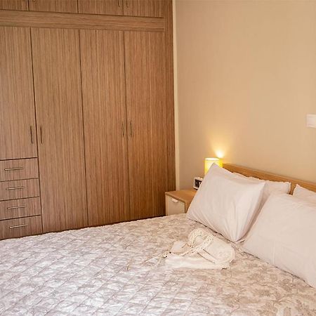 Your Apartment In Атина Екстериор снимка