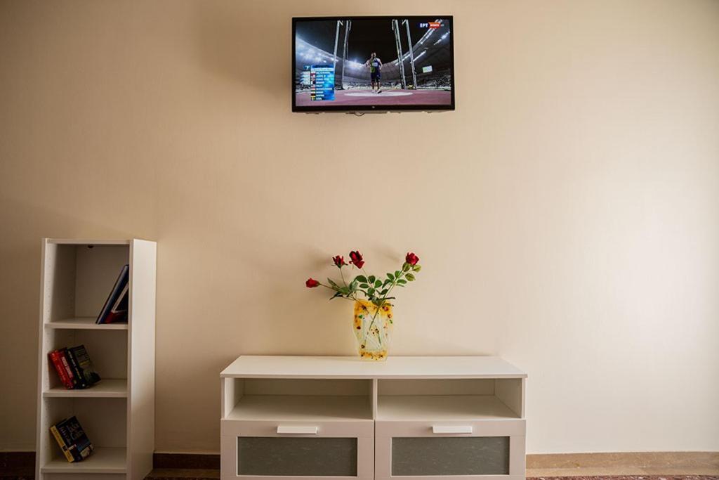 Your Apartment In Атина Екстериор снимка