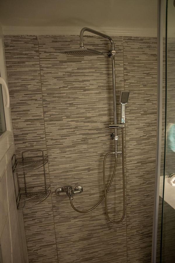 Your Apartment In Атина Екстериор снимка